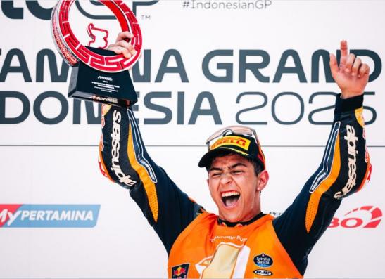 Rueda règne en maître ! Le championnat du monde Moto3™ 2025 est terminé