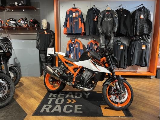 photo-annonce-ktm-990-duke-r_692ef4b7d1f72006244531.jpeg
